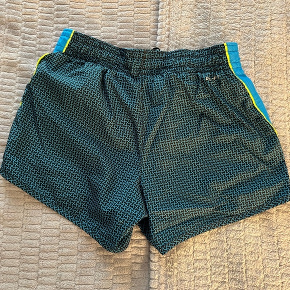 Nike shorts - Picture 3 of 7